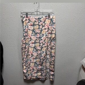 Abercrombie & Fitch Floral Pencil Skirt - Pink, Cream, and Gray